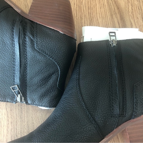 NIB $198 Madewell The Western Black Leather Bootie in size 7.5! - Picture 10 of 15